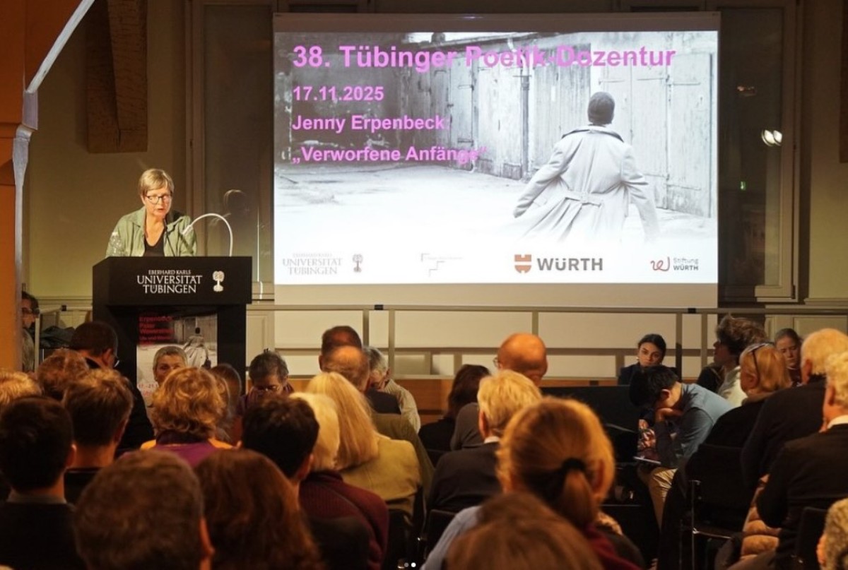 Jenny Erpenbeck bei Ihrer Lesung an der Universität in Tübingen im Rahmen der Tübinger Poetik-Dozentur